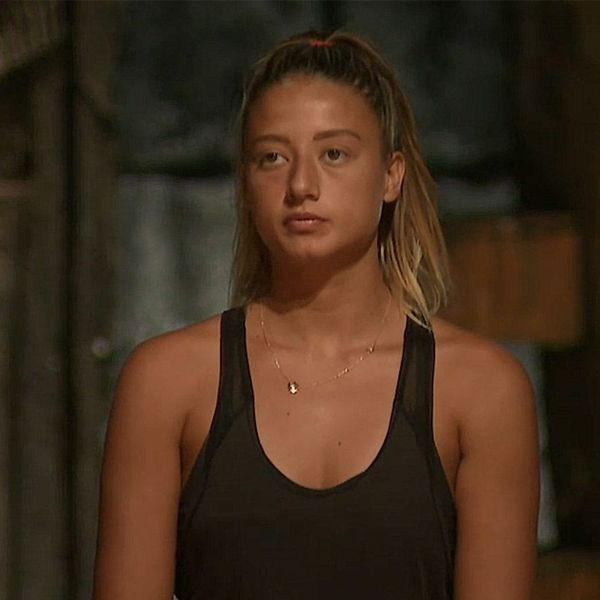 Cinsellik itirafıyla olay olmuştu! Aleyna Kalaycıoğlu bu sefer de iç çamaşırsız görüntülendi! - Resim: 1