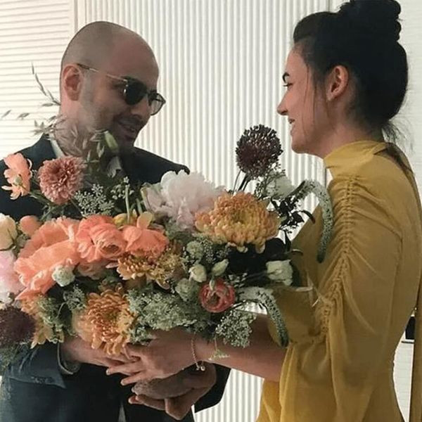 Bartu Küçükçağlayan kızının fotoğrafını ilk kez paylaştı! "Bir nazar boncuğunuzu alırım" notunu düştü - Resim: 1