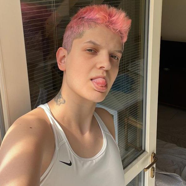 Böyle bir değişim yok! Pembe saçlı Ebrar Karakurt'un yıllar önceki hali sosyal medyayı salladı - Resim: 2