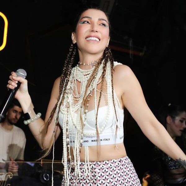 Hande Yener yoğun konser temposuna 3 saatlik tekne molası verdi - Resim: 2