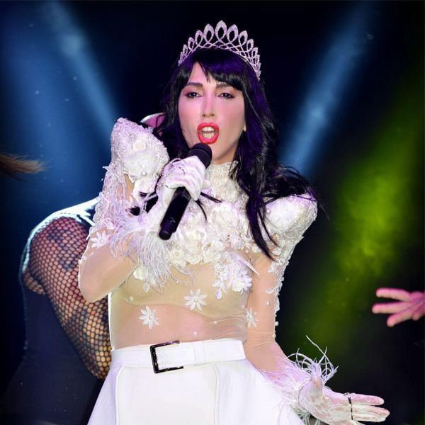 Hande Yener yoğun konser temposuna 3 saatlik tekne molası verdi - Resim: 4