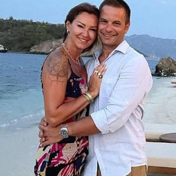 Pınar Altuğ mor mini elbisesiyle poz verdi! Eşi Yağmur Atacan'ın yorumu olay oldu! - Resim: 3