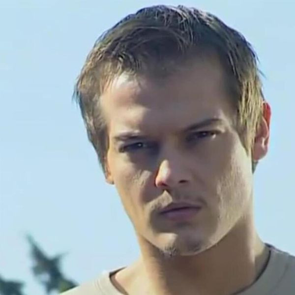 Arda Kural'ın dönüşü muhteşem oldu!Setlere hızlı giriş yapan Kural'ın işte yeni filminin yayın tarihi! - Resim: 1