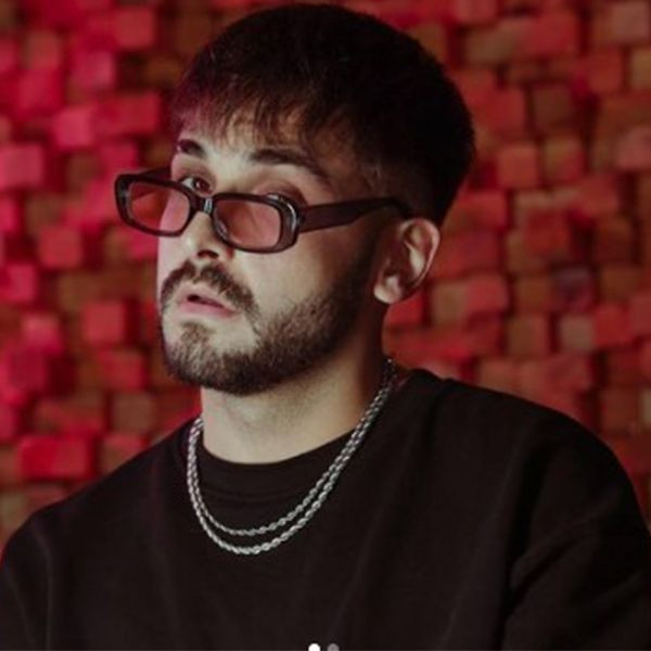 "Bilmem mi" şarkısıyla ünlenen Sefo sahneden indirildi! Ünlü rapçi yaşanan duruma isyan etti! - Resim: 4