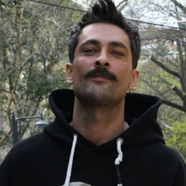 Mahkum'un yıldızı Onur Tuna'dan aşk itirafı geldi! Bakın o gizemli güzel kim çıktı - Resim: 1