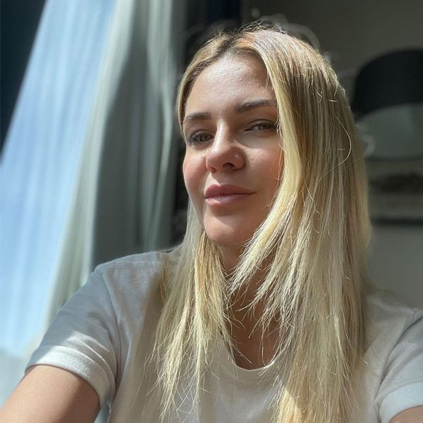 Eflatun bikinisiyle objektiflere takılan Emine Ün'ün gazetecilerden ilginç ricası! - Resim: 3