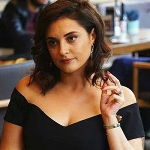 Mahkum'un yıldızı İsmail Hacıoğlu aşk bombasını patlattı! Bakın hangi ünlü oyuncu ile yeni bir aşka yelken açtı - Resim: 4