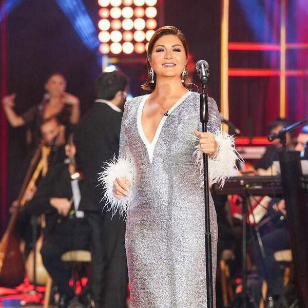 Bu akşam sahneye çıkacaktı.. Sibel Can'dan hayranlarını üzen haber! - Resim: 1