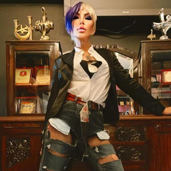 Sisi olarak tanınan Seyhan Soylu canlı yayında öyle bir şey yaptı ki.... - Resim: 3