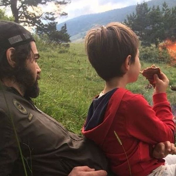 Gamze Özçelik ile Uğur Pektaş'ın çocukları Murathan kocaman delikanlı oldu. Son hali ise şoke etti... - Resim: 2