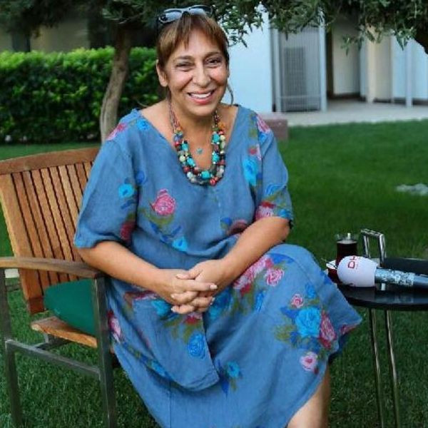 Geçmişi yad etti! Melek Baykal'dan nostalji dolu 19 yaş paylaşımı.. - Resim: 2