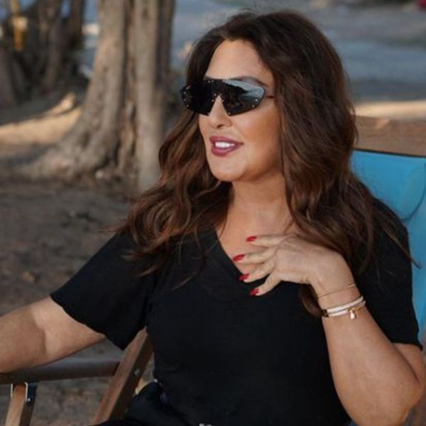 Sevenleri tepki gösterdi! Konserini yarıda kesen Nükhet Duru'ya kimse ulaşamadı... - Resim: 1