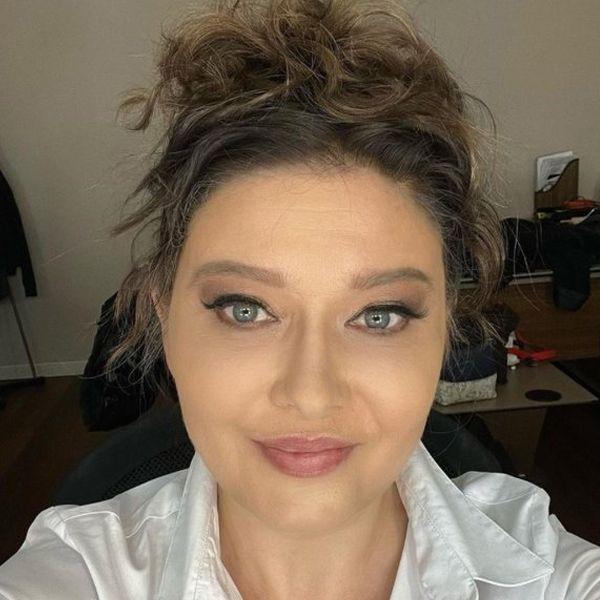 Sıfır makyajla tatil pozu verdi! Nurgül Yeşilçay genç kızlara taş çıkarttı - Resim: 1