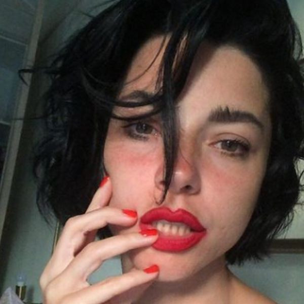 Bilet fiyatları dudak uçuklatmıştı! Merve Boluğur'dan playback performans - Resim: 3