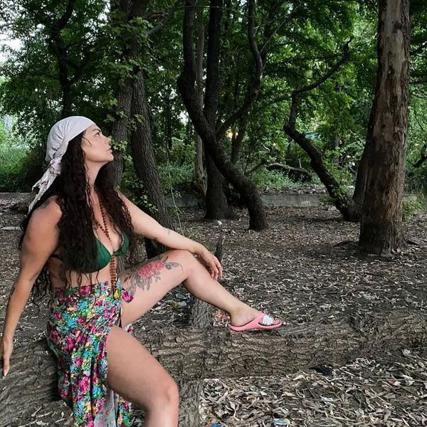 Cinsellik itirafı olay olmuştu! Şarkıcı Nez kalça dansı yaparken kendinden geçti - Resim: 1