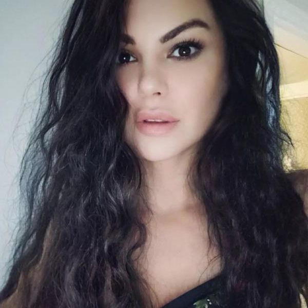 Cinsellik itirafı olay olmuştu! Şarkıcı Nez kalça dansı yaparken kendinden geçti - Resim: 2