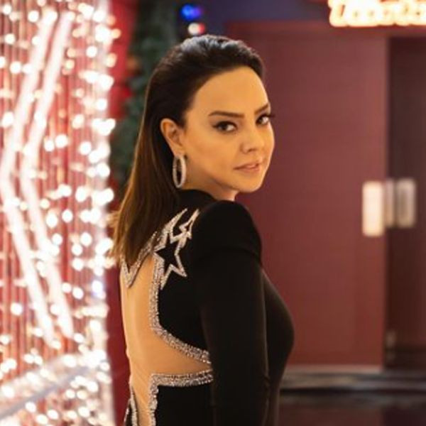 Aldığı acı haberle yıkıldı! Ebru Gündeş annesini kaybetti! Annesi Müjgan Ayvazoğlugil'in ölüm nedeni de ortaya çıktı, meğer... - Resim: 2