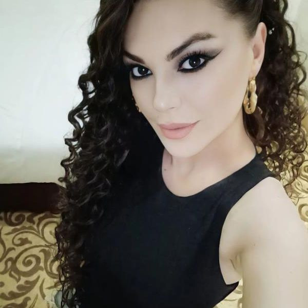 Cinsellik itirafı olay olmuştu! Şarkıcı Nez kalça dansı yaparken kendinden geçti - Resim: 4