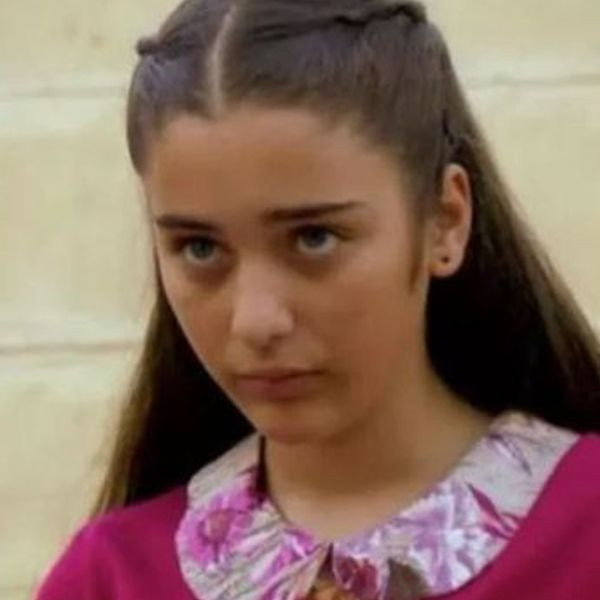 Küçük Gelin'in Zehra'sı Çağla Şimşek son haliyle büyüledi - Resim: 4