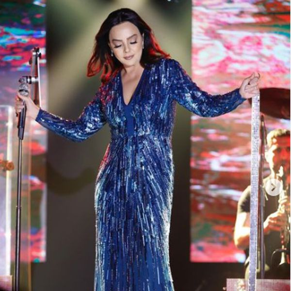 Aldığı acı haberle yıkıldı! Ebru Gündeş annesini kaybetti! Annesi Müjgan Ayvazoğlugil'in ölüm nedeni de ortaya çıktı, meğer... - Resim: 3