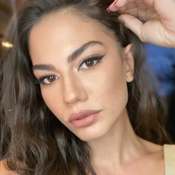 Demet Özdemir bluzuna servet ödedi! Fiyatını duyanın ağzı açık kaldı... - Resim: 4