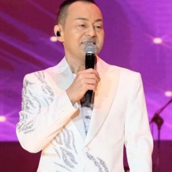 Serdar Ortaç konserinde sevenleriyle dertleşti! Sevgililerim, eşim hep sarışındı, artık esmer bir kızla... - Resim: 1