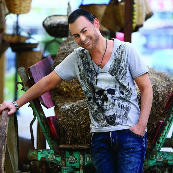 Serdar Ortaç konserinde sevenleriyle dertleşti! Sevgililerim, eşim hep sarışındı, artık esmer bir kızla... - Resim: 3