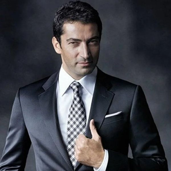 Hangisi Kenan? Kenan İmirzalıoğlu ile abisi ikiz gibi benziyor, görenler ayırt etmekte zorlanıyor - Resim: 3