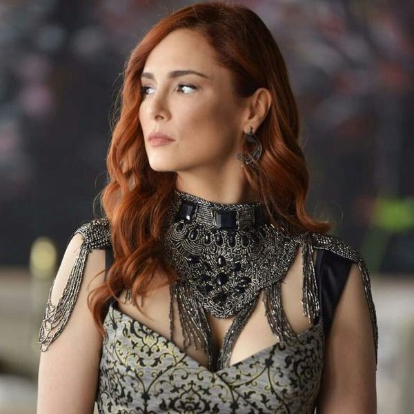 Mine Tugay güzelliği ile mest etmişti meğer estetik harikasıymış... İşte eski hali, görünce şoke olacaksınız - Resim: 2