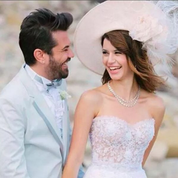 Kenan Doğulu'dan 8. evlilik yıl dönümünde Beren Saat'e aşk dolu sözler - Resim: 2