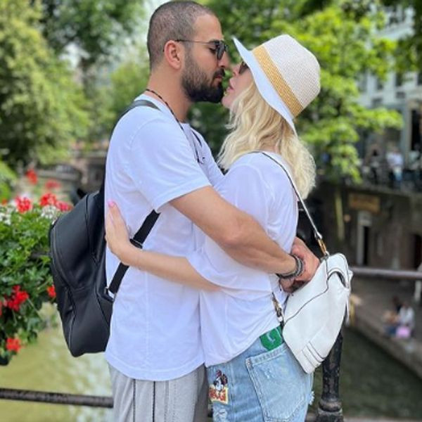 Taze gelin Seda Sayan kendisinden 5 yaş büyük kayınvalidesiyle kurtlarını döktü, Hico'm diye seslendi - Resim: 2