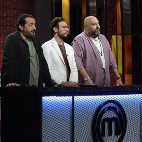 Masterchef'te böyle hata görülmedi! Yemeğin tadına bakan jüri üyeleri şaştı kaldı, şeker yerine... - Resim: 1