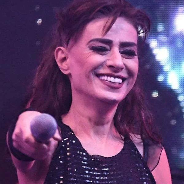 "Eteğini çıkar" sorusu karşısında neye uğradığını şaşıran Yıldız Tilbe hayranına öyle bir cevap verdi ki... - Resim: 3