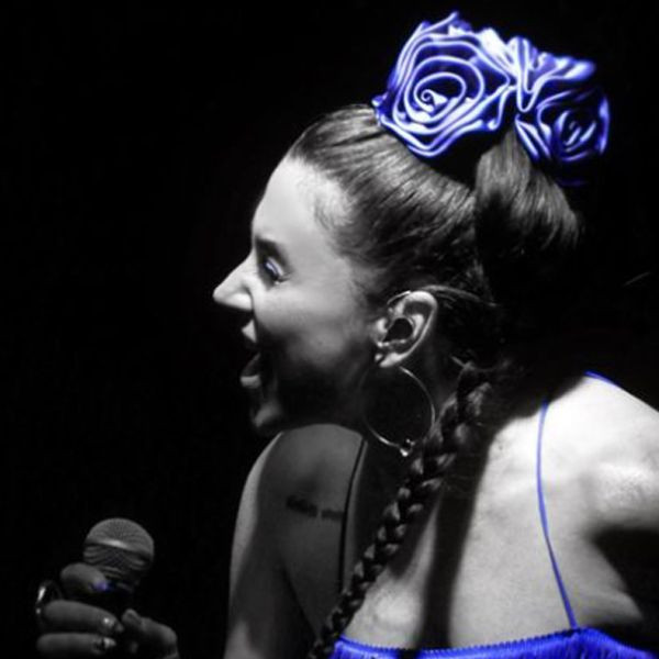 Demet Akalın'a bir tepki de Ceylan Ertem'den geldi! Açtı ağzını yumdu gözünü... - Resim: 1