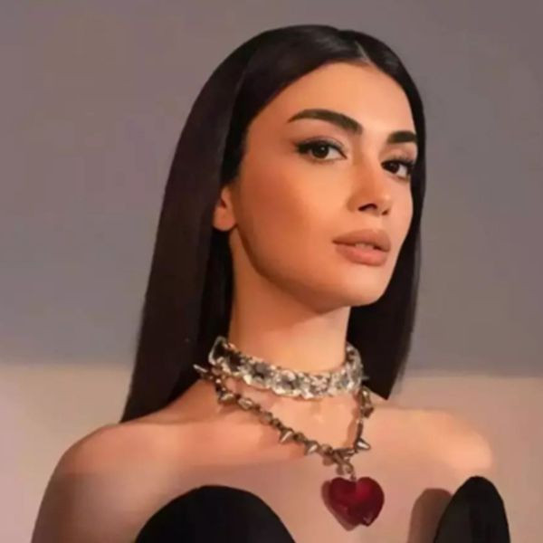 Baba'nın Büşra'sı Özge Yağız'dan Haluk Bilginer ile ilgili çarpıcı itiraflar! Her sayfasını ezberleye ezberleye.... - Resim: 1