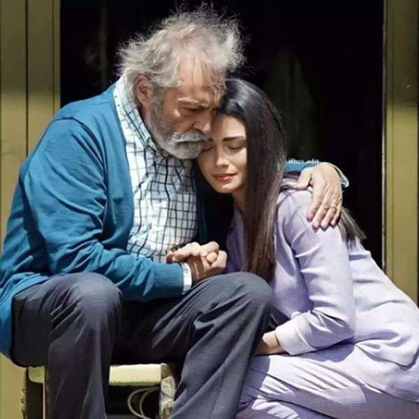 Baba'nın Büşra'sı Özge Yağız'dan Haluk Bilginer ile ilgili çarpıcı itiraflar! Her sayfasını ezberleye ezberleye.... - Resim: 4