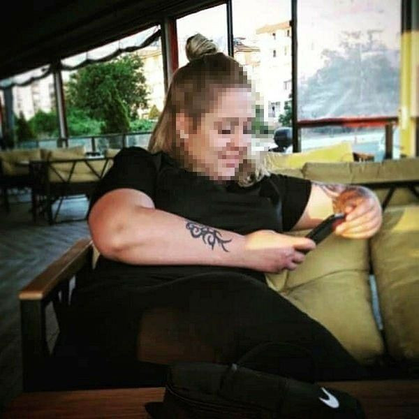 Ejderha dövmeli hanımağa dehşeti! Baltayla genç kızın parmaklarını kesti - Resim: 1