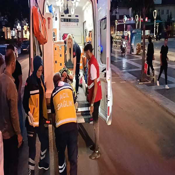 Düzce'de bisiklet sürücüsü ölümden döndü! Başını yere çarptı ağır yaralandı - Resim: 4