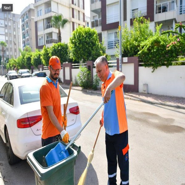 Muratpaşa Belediye başkanından empati gününde güzel jest! Süpürgesini alıp yolları süpürdü - Resim: 4