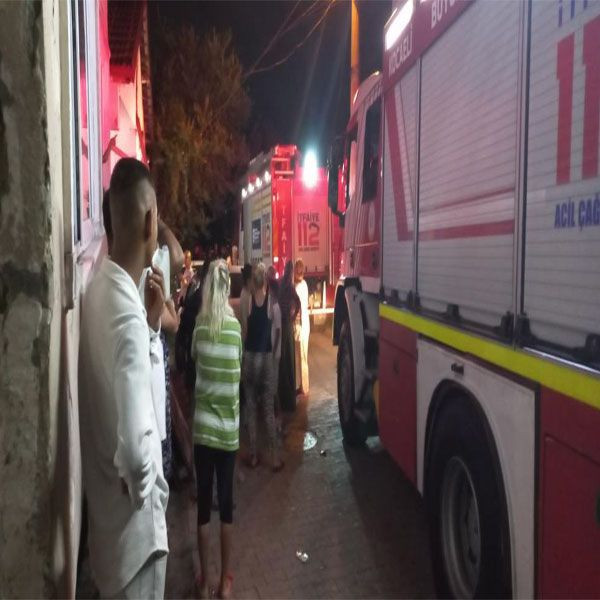 Yanlış ihbar bütün mahalleyi sokağa döktü! Vatandaş neye uğradığını şaşırdı - Resim: 2