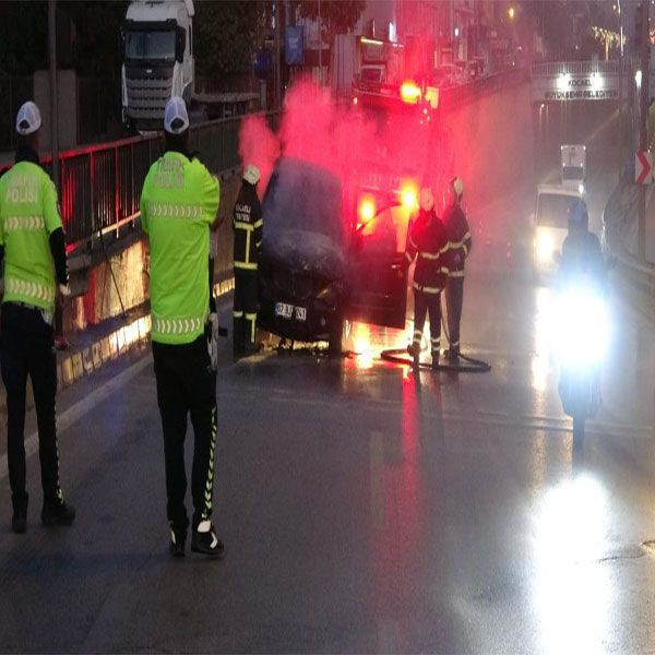 İnternetten aldığı cip sonu oluyordu! Dönüş yolunda alev alev yandı - Resim: 3