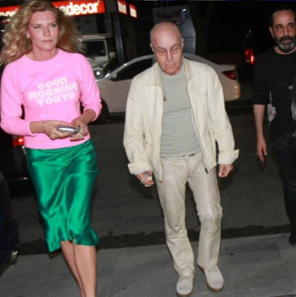 Mazhar Alonson'un eşi Biricik Suden kiliseden kovuldu kasları olay oldu - Resim: 3