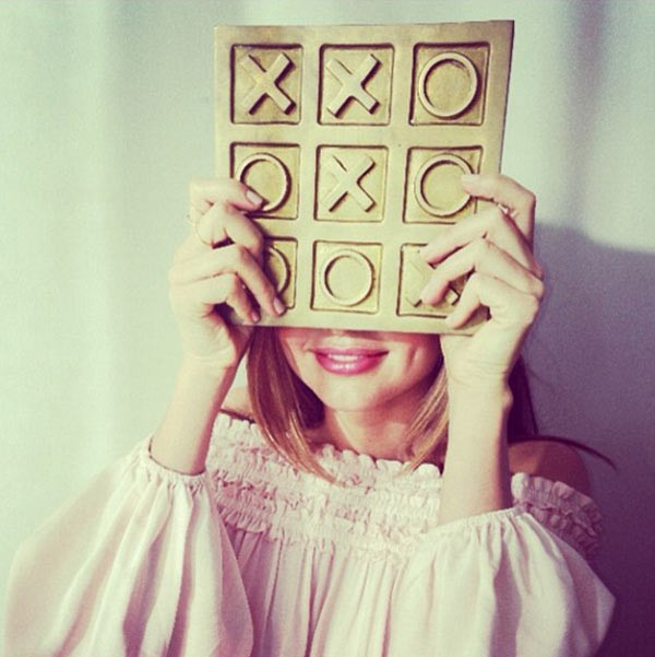 Soyunma furyasına Miranda Kerr'de katıldı! - Resim: 3