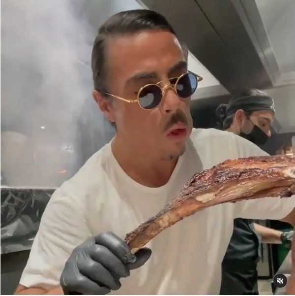 Nusret Gökçe 10 güzelle beraber video çekti! Binlerce yorum aldı - Resim: 2