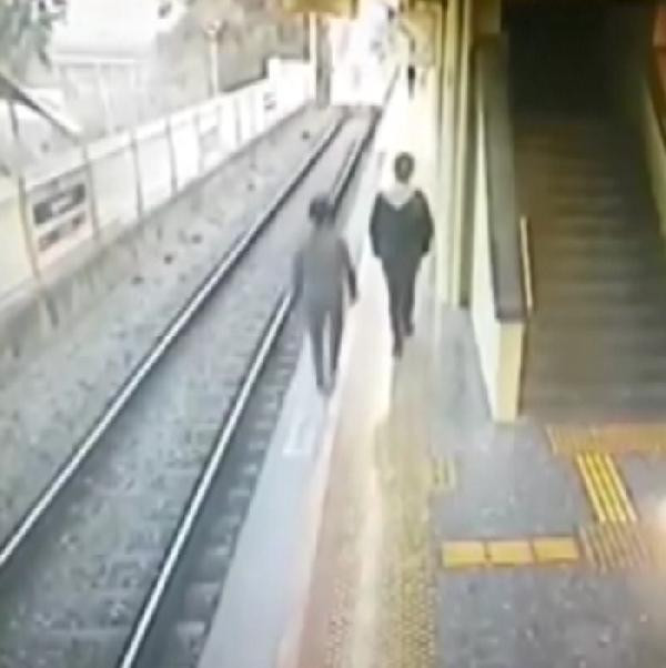 İzmir'de dehşete düşüren görüntü! Ölüme böyle yürümüş - Resim: 4