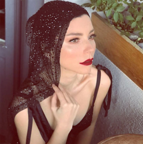 Düğün için gün sayarken kavgaya tutuştular! Merve Boluğur'un 'arkadaş' mesajı kriz çıkardı - Resim: 1