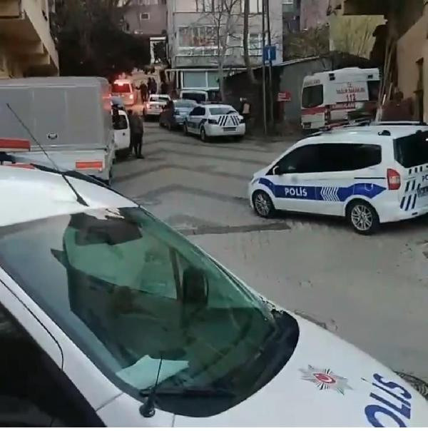 Üsküdar'da hareketli saatler! Dini nikahlı eşinin rehin aldığı hamile kadın kurtarıldı - Resim: 0