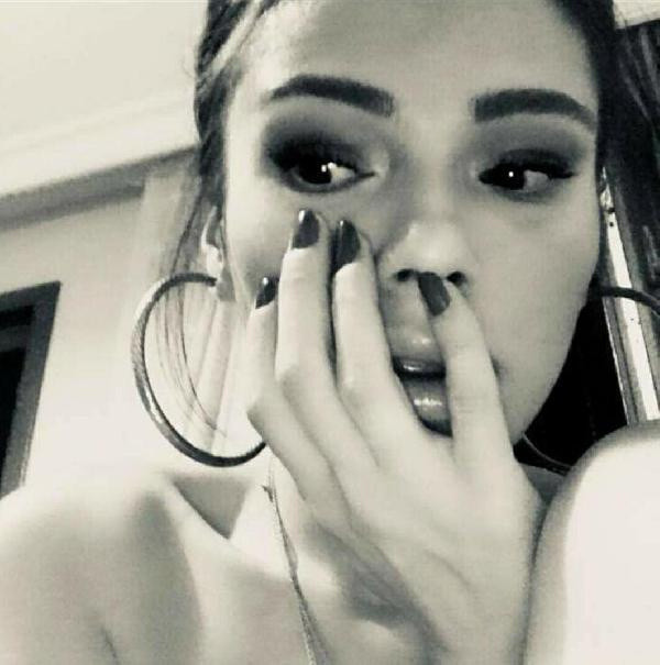 İzmir'de annesinin boğarak öldürdüğü Zeynep'in babası: Eşim bana 'çık gez' dedi - Resim: 0