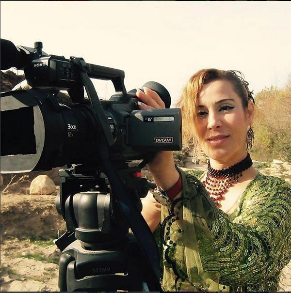 O şarkıcıdan bakın neler çıktı neler! - Resim: 4