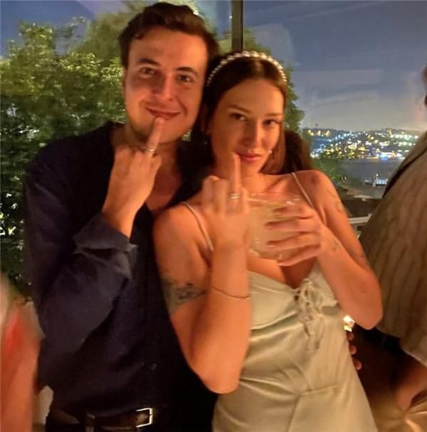 Güldür Güldür'ün sevilen oyuncusunun en mutlu günü sessiz sedasız evlendi - Resim: 2